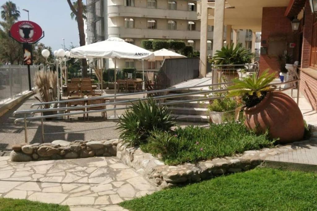 Somriu Apartament Fenals Platja Lloret de Mar Extérieur photo