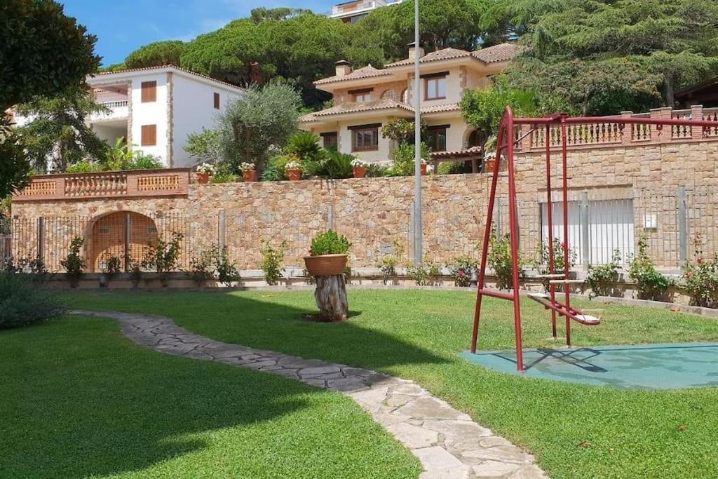 Somriu Apartament Fenals Platja Lloret de Mar Extérieur photo